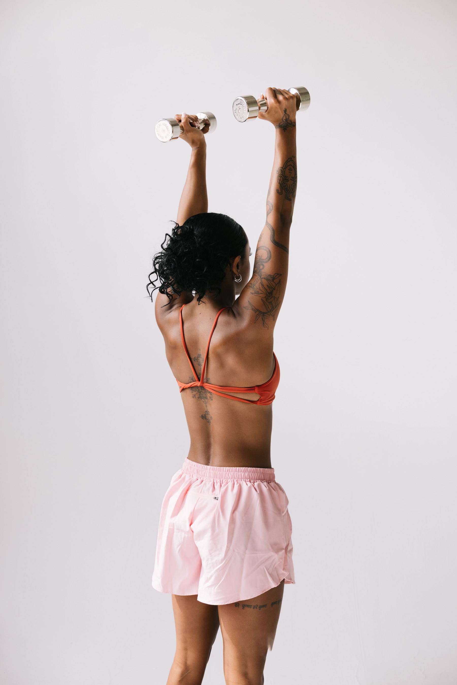 Krsna WEGLOW App Fitness Trainer For Pilates Women's Workouts