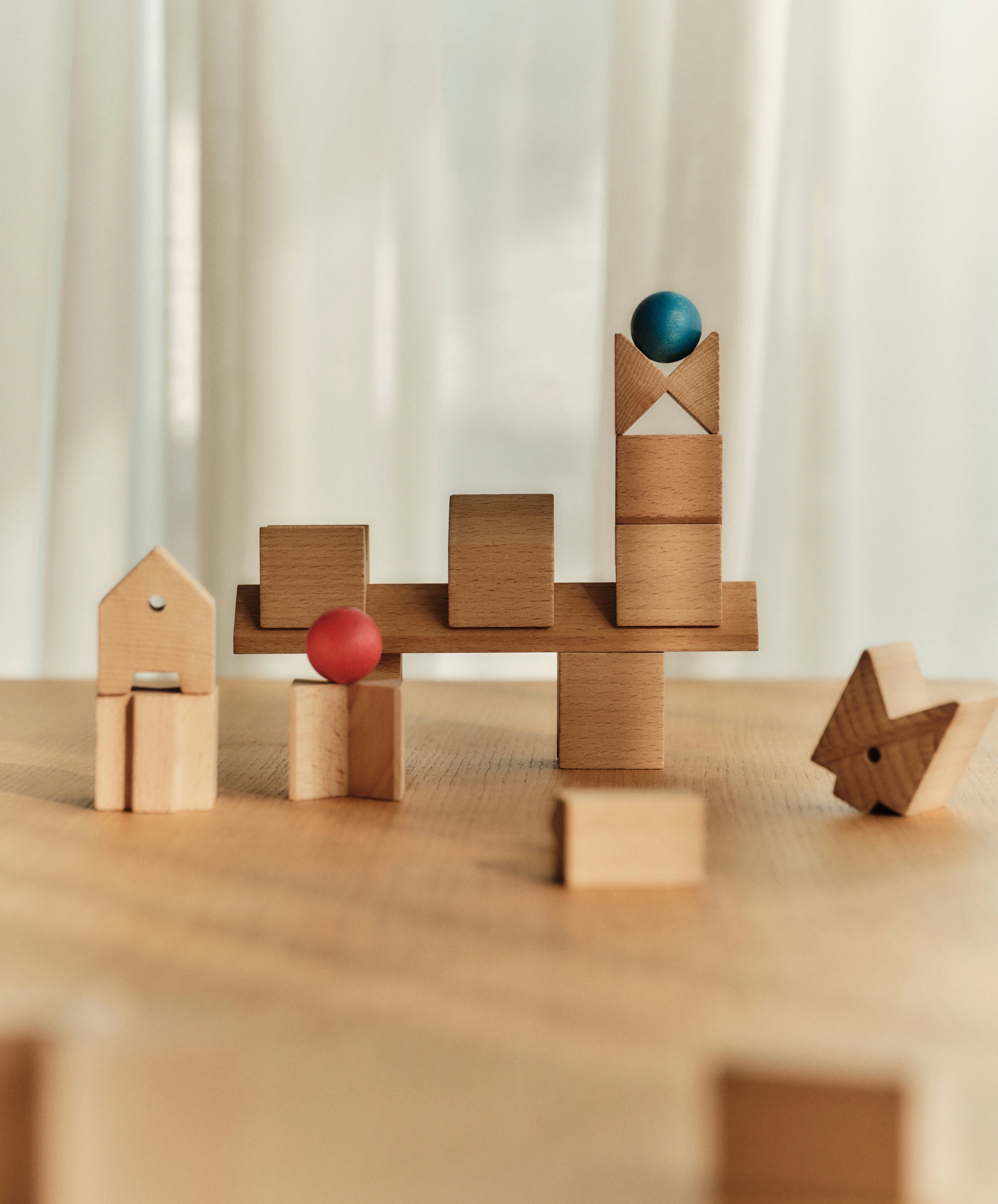 Acro-bloks