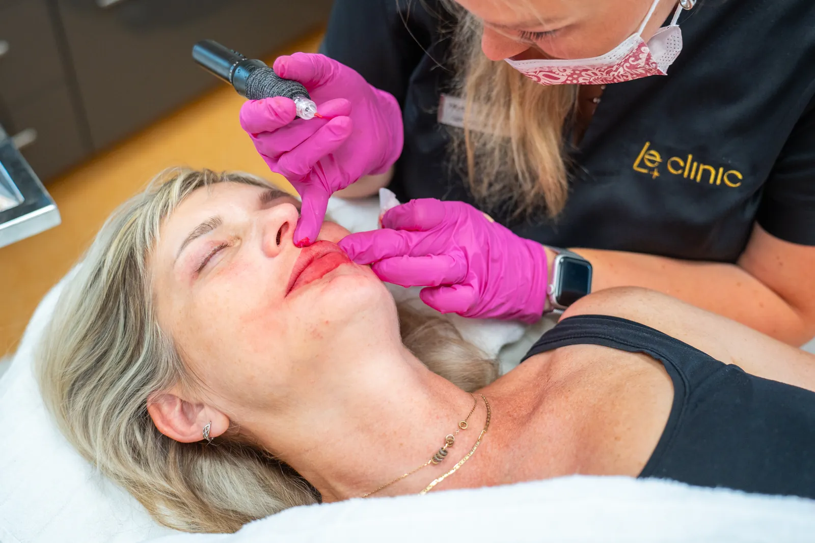 permanentni make up v LE CLINIC