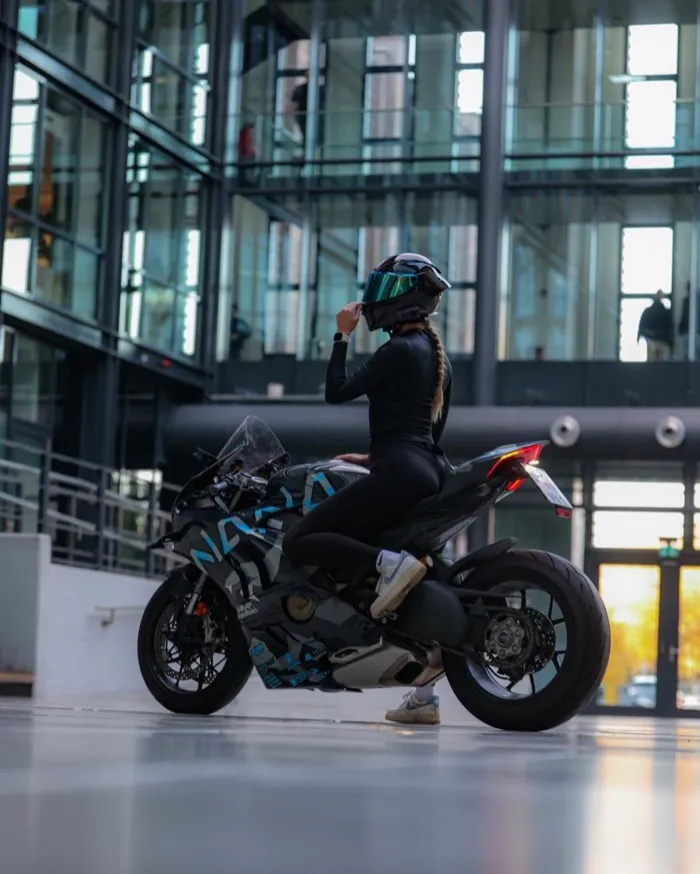 @nanaxyda, Motorbikes Creator