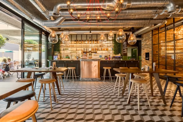 casielo.ch taking pictures of beautiful interior of restaurant bar Sternen in Heerbrugg.