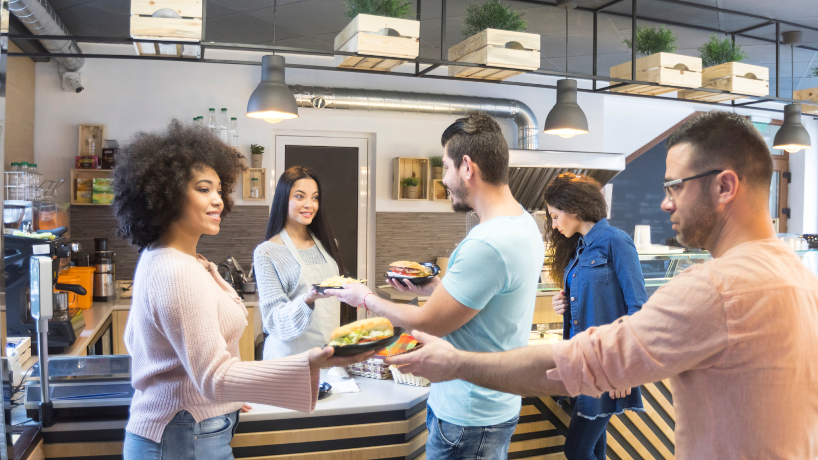 Top 10 Most Profitable Fast Food Franchises in 2025