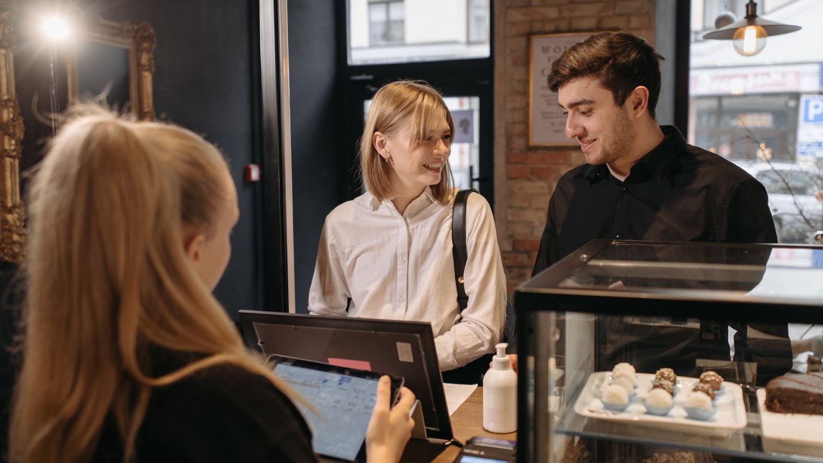How iOrders Helps New Food Businesses Grow Profitably?