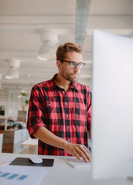 Hire a remote Designer from Latin America — Virtustant