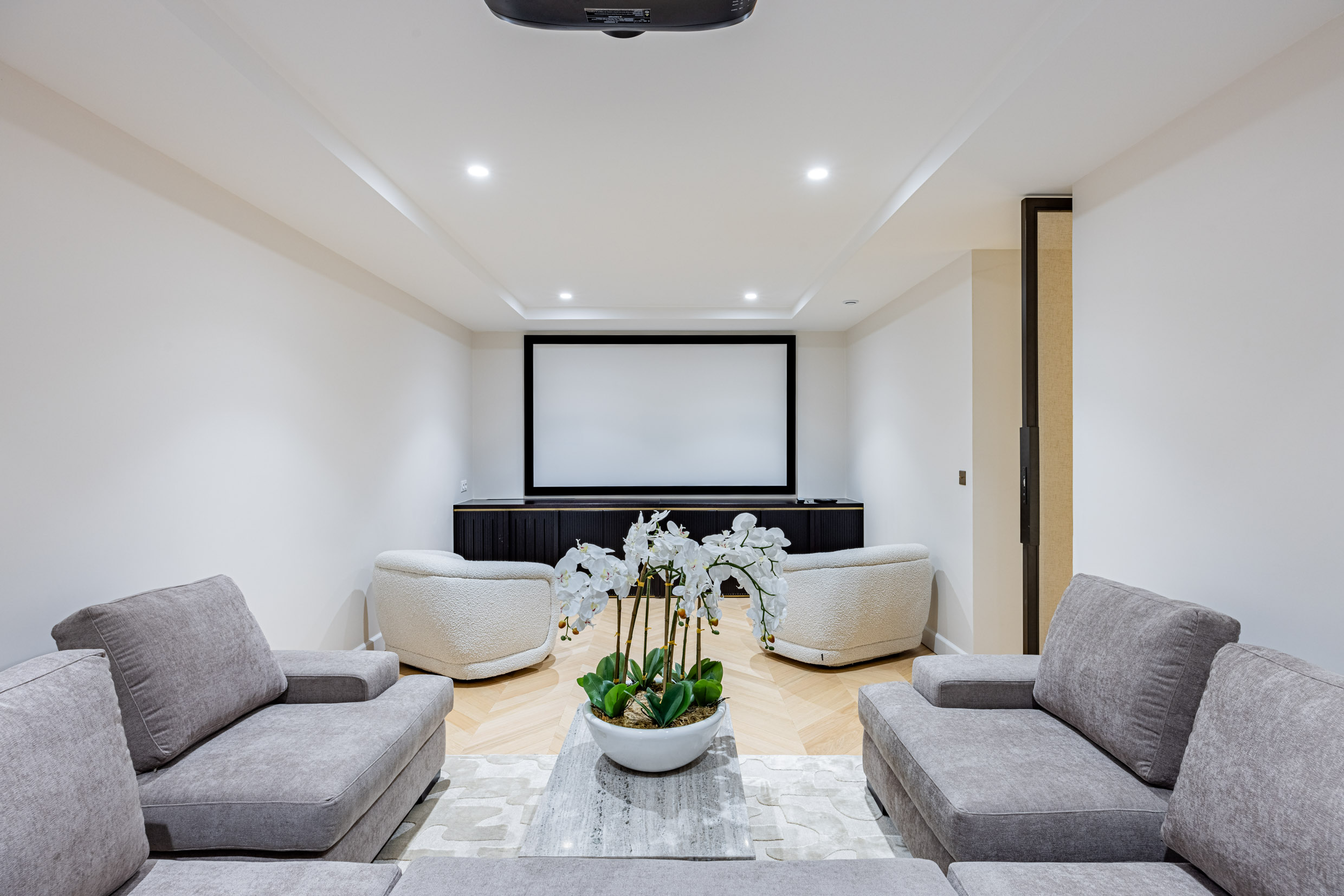 Appartement luxueux offrant élégance & Prestige rue de Courcelles.