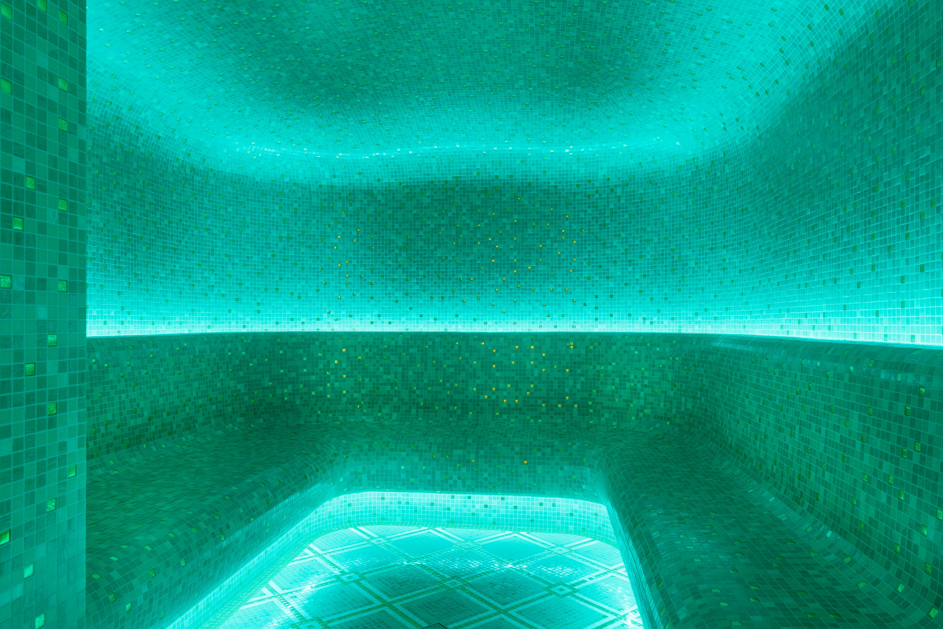 A wellness area dedicated to relaxation and healing, offering a soothing experience in the heart of Paris.