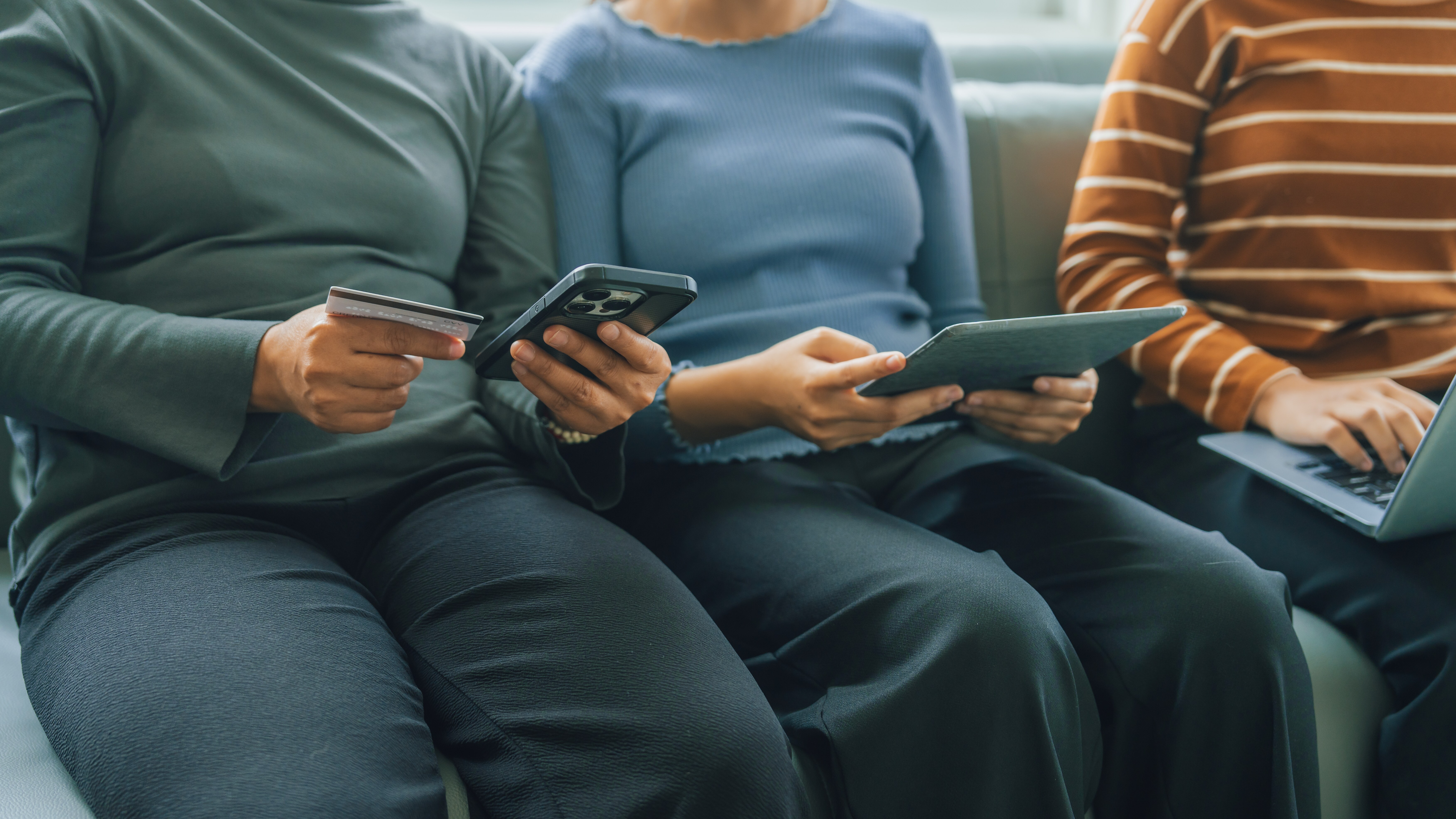 Omnichannel tools tracking cross-platform metrics like VCRs, GRPs, and conversions for CTV reporting.