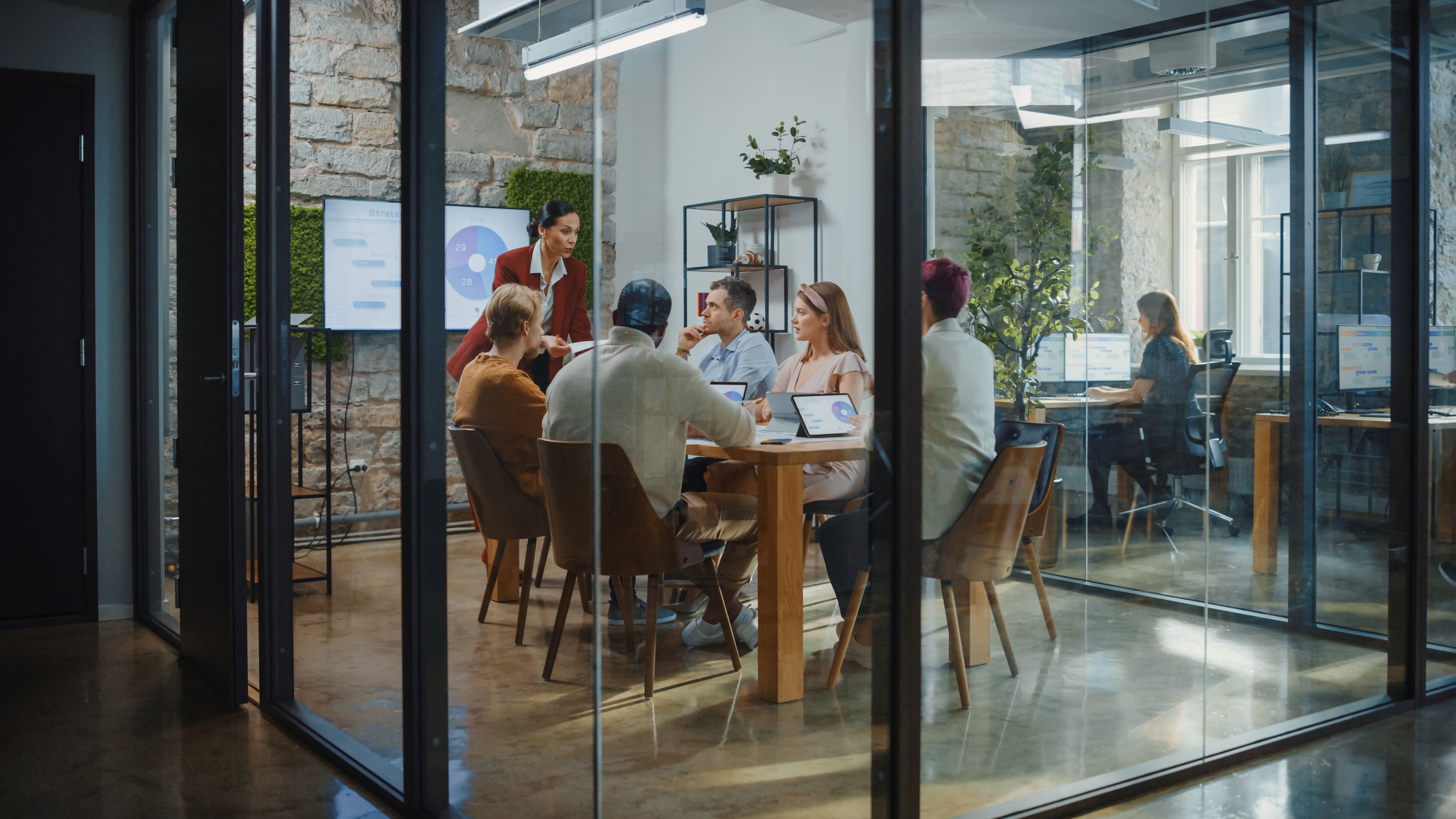 To compliment our on-demand reporting dashboard, PrograMetrix schedules QBRs with clients to track progress against campaign goals and plan for future paid media campaigns.