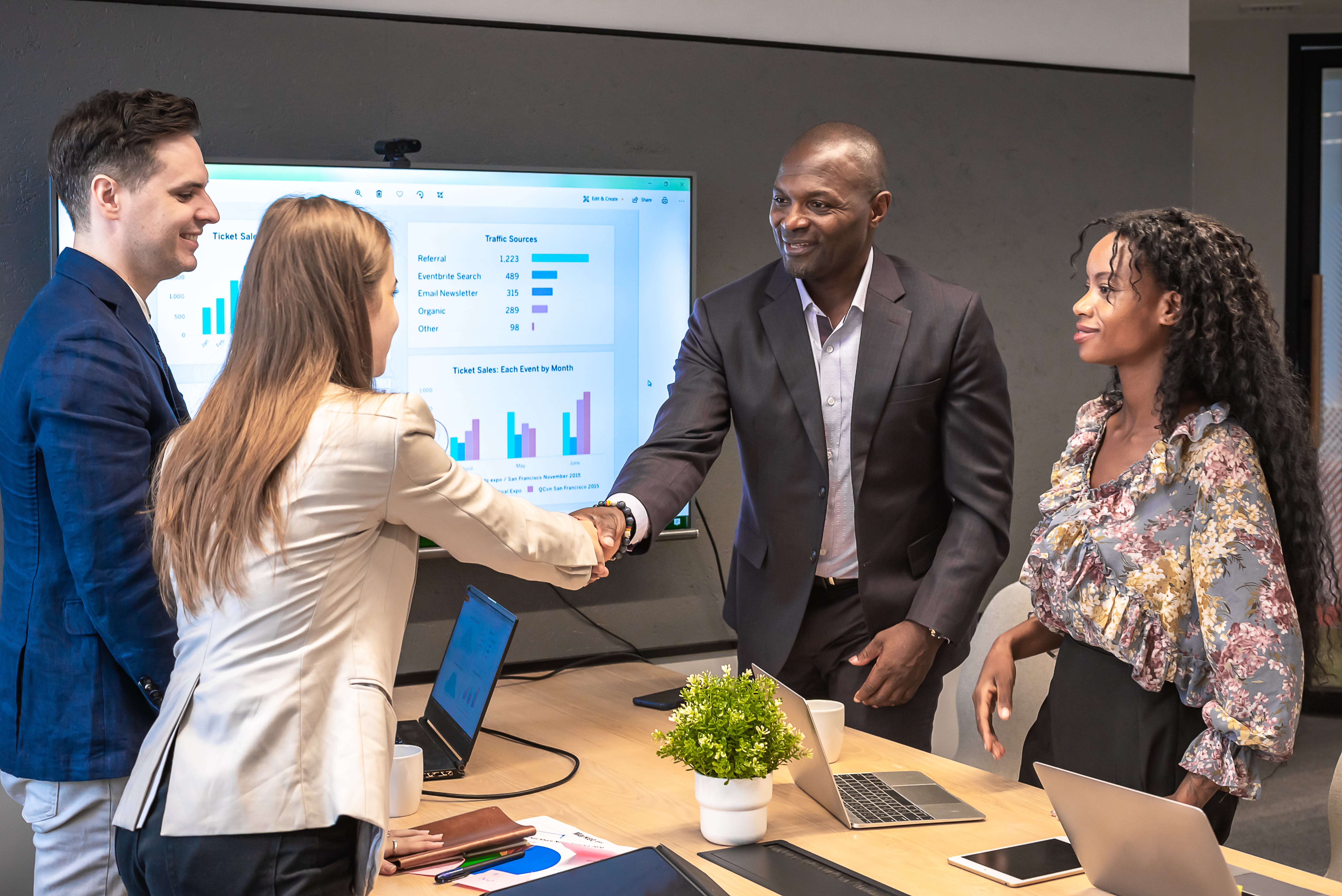 How To Scale Your Agency With an Agency Partnership Program