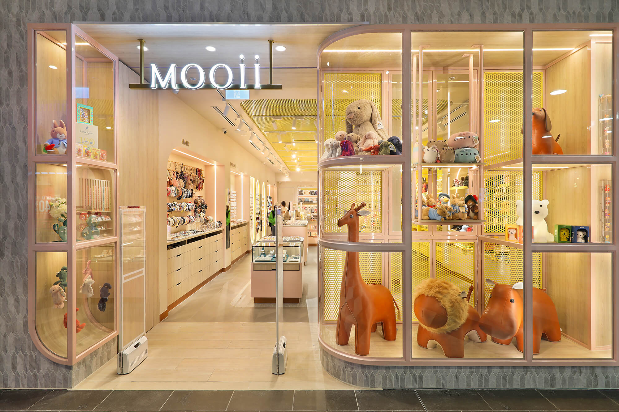 External Front View of the Mooii Store Glass Tall Product Display Frontage at Mooii. Photo by Michael Gazzola, Jake Roden.