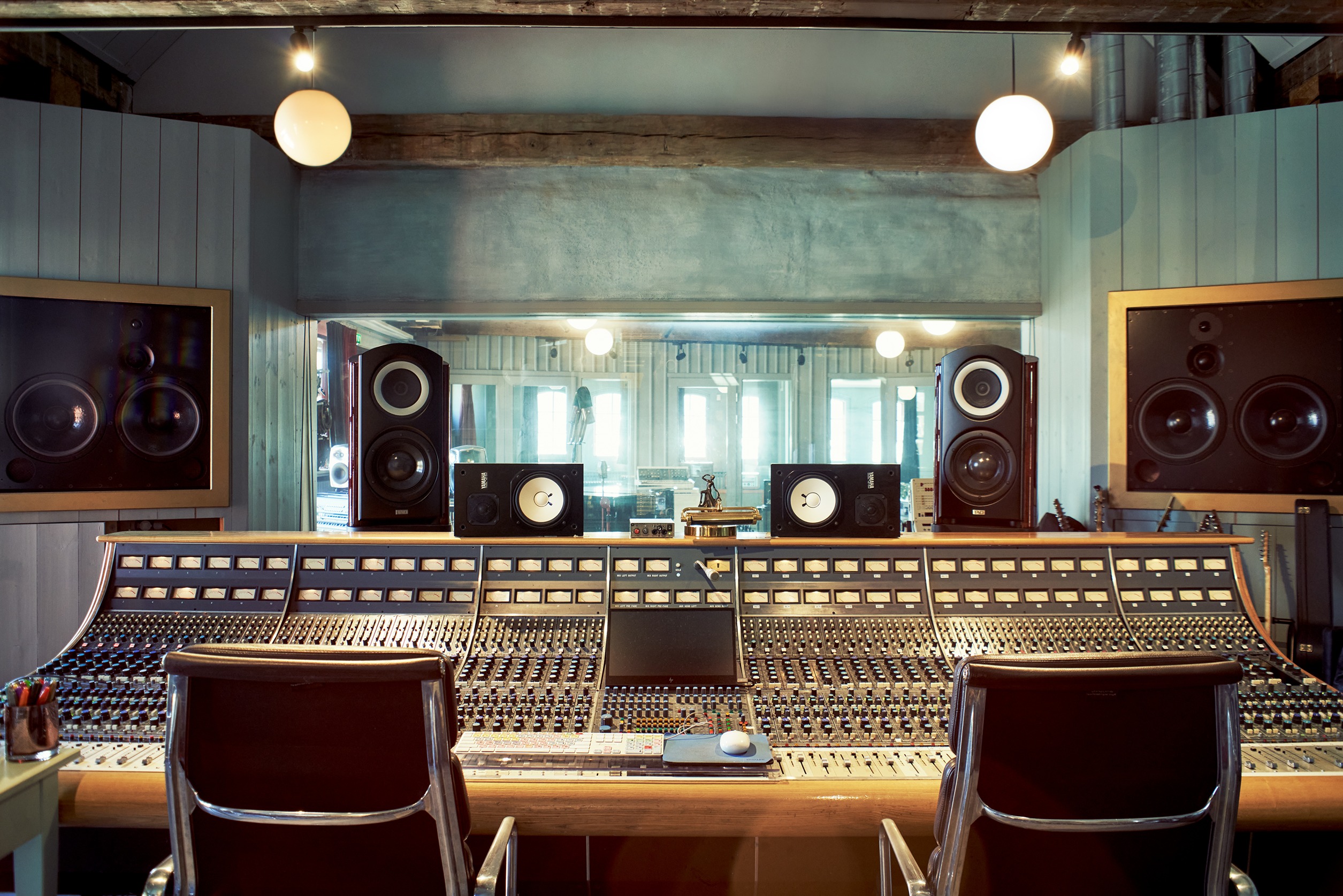 How to Book a Recording Studio Session