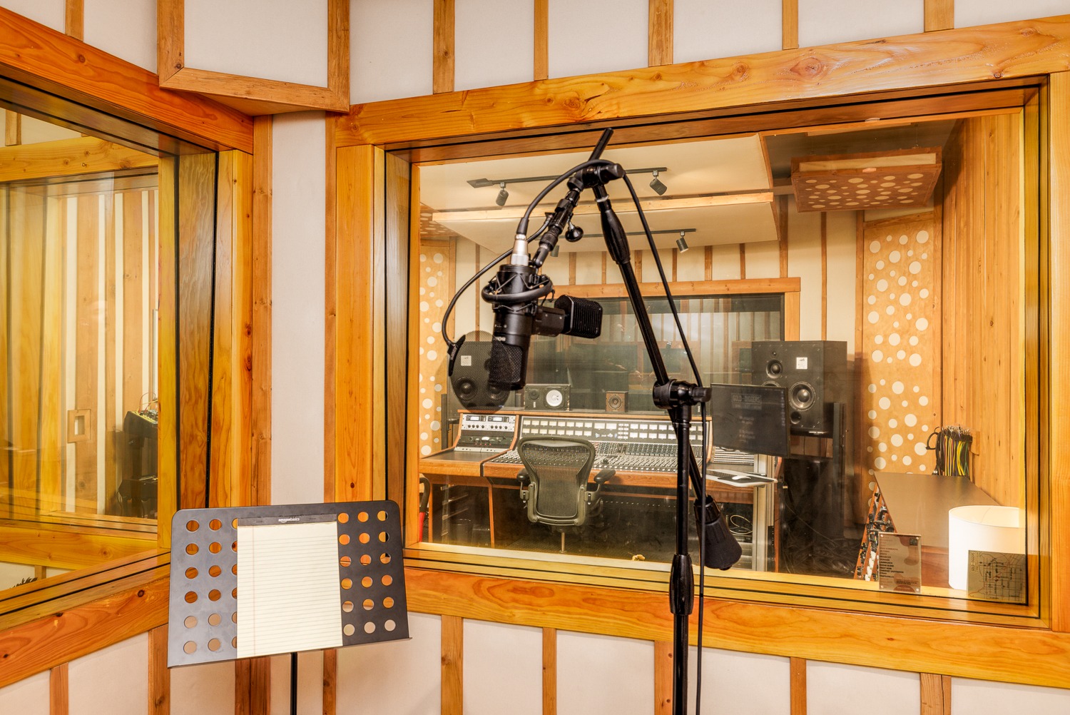 Vocal tracking set up