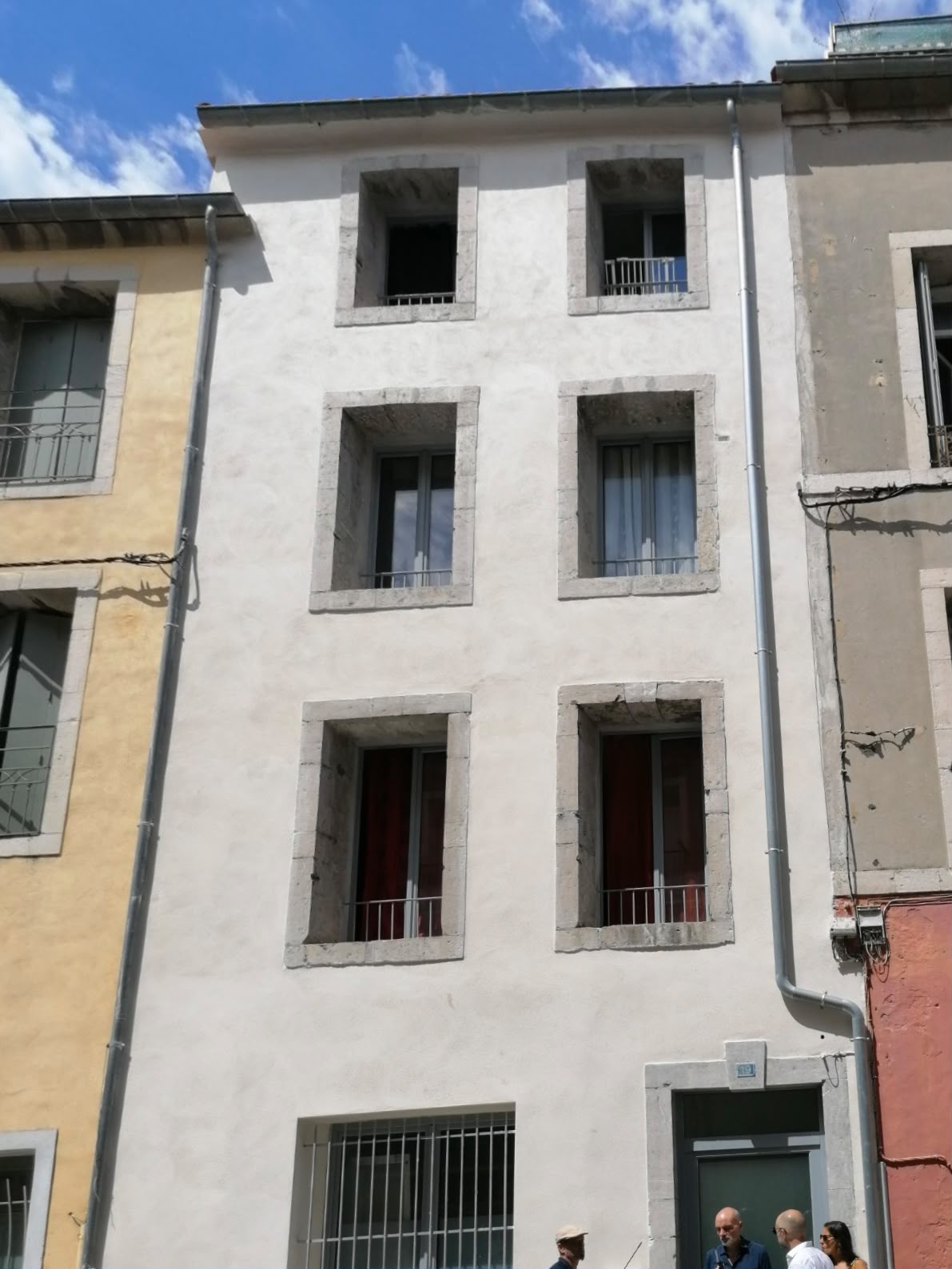 Photo de l'immeuble très social de 12 logements de Sète, rue Pierre Sémard. 