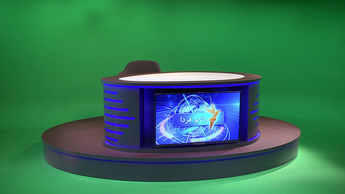 The desk shown in the greenscreen