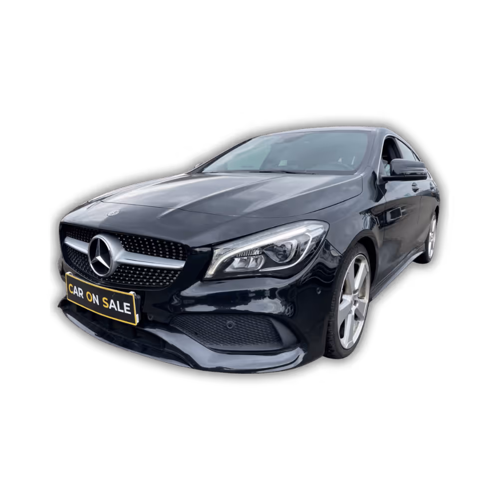 Frontansicht eines Mercedes-Benz CLA, Kompaktlimousine in modernem Design, aufgenommen für CarOnSale.