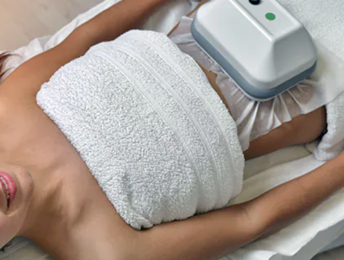 Zones cryolipolyse double menton poignées d'amour ventre - Maison Apogée