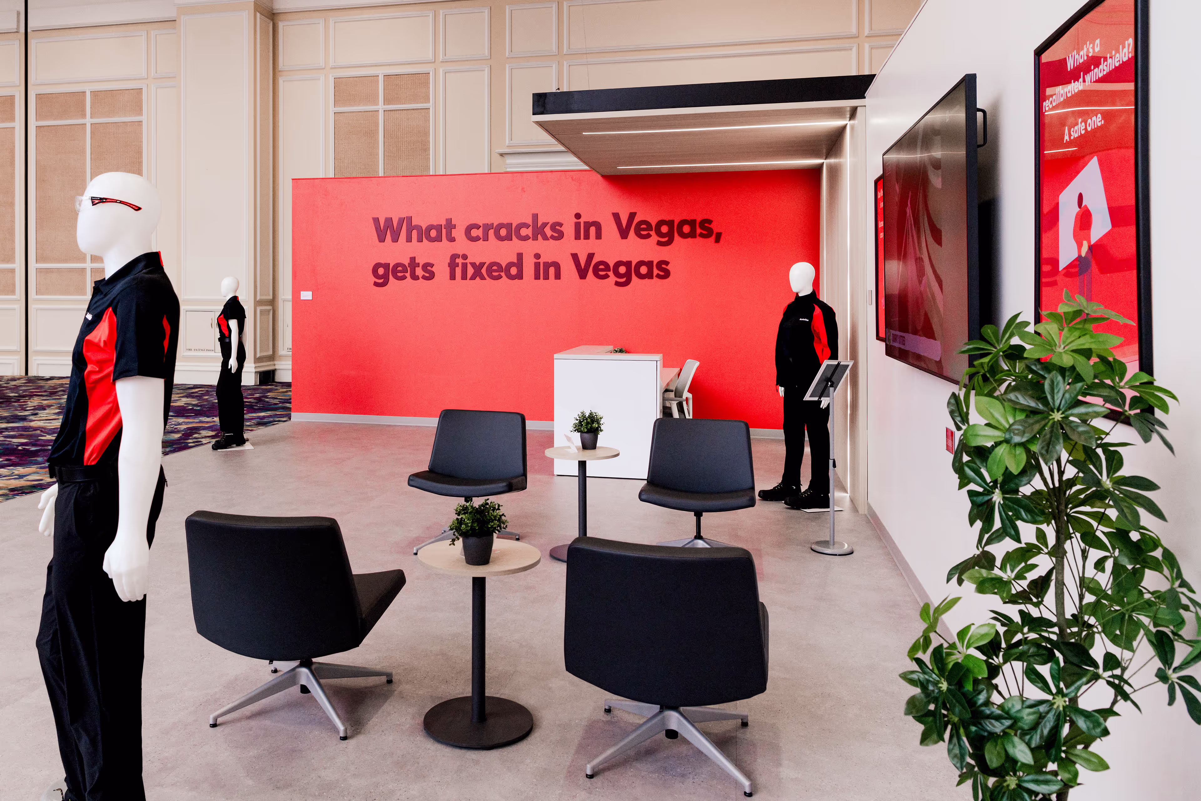 Safelite store mockup