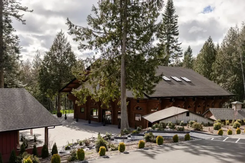 Large recently remodeled log building for weddings, events, retreats rental in Anacortes, WA.