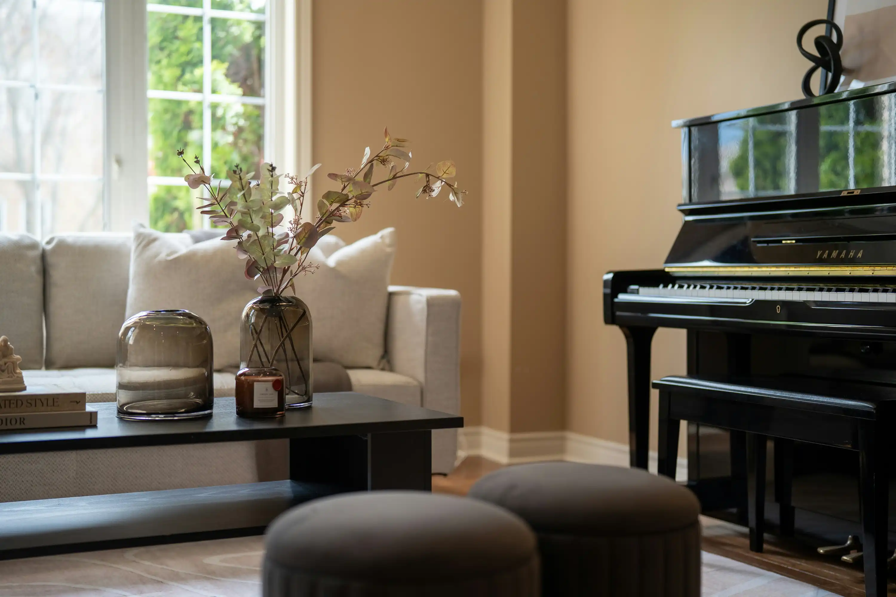 How Airbnb Management Companies Get Paid: Guide for Hosts