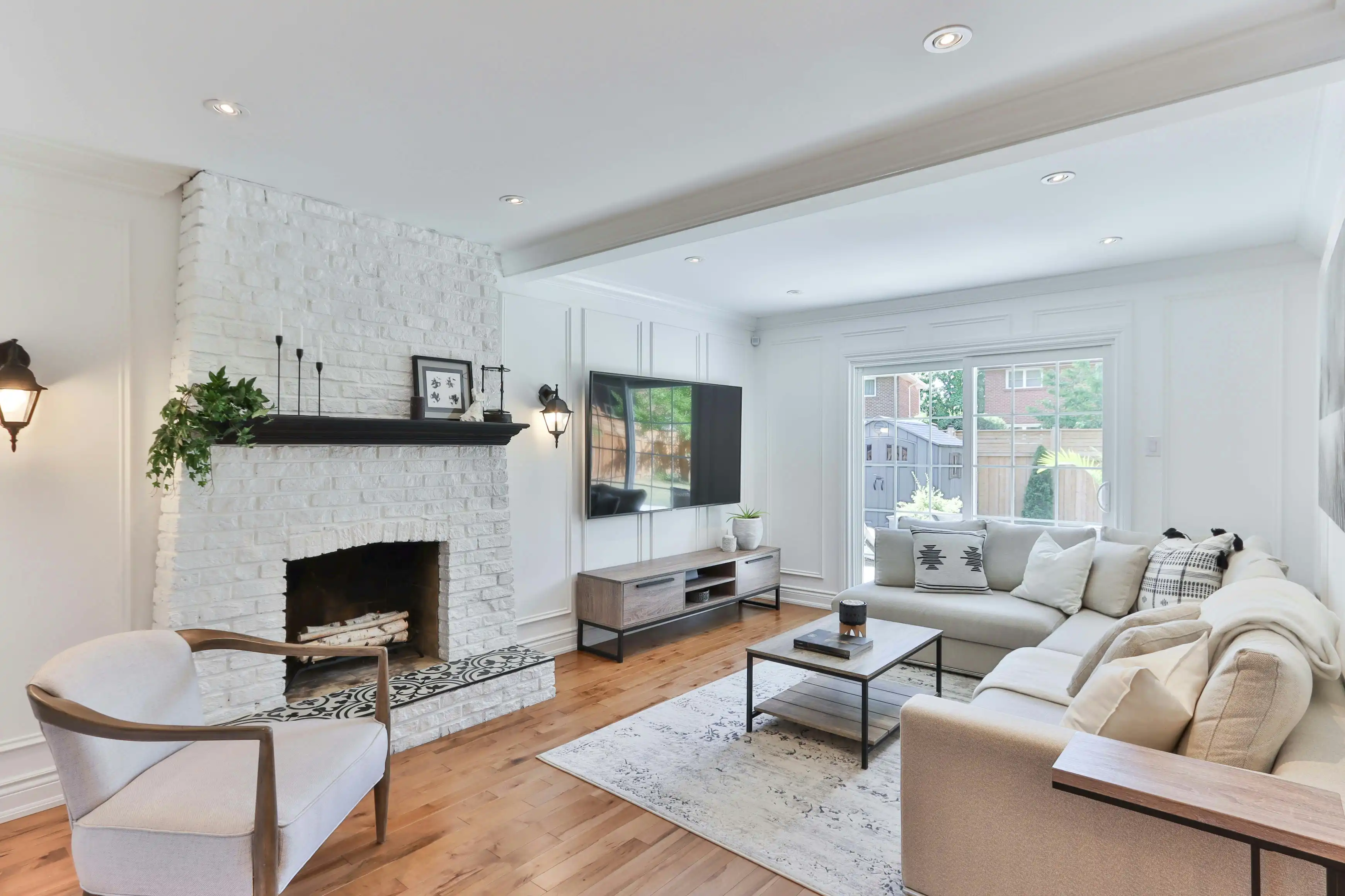 Do Airbnb Managers Provide Cleaning Services?