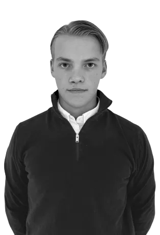 Isac Lindström, Pent Studio