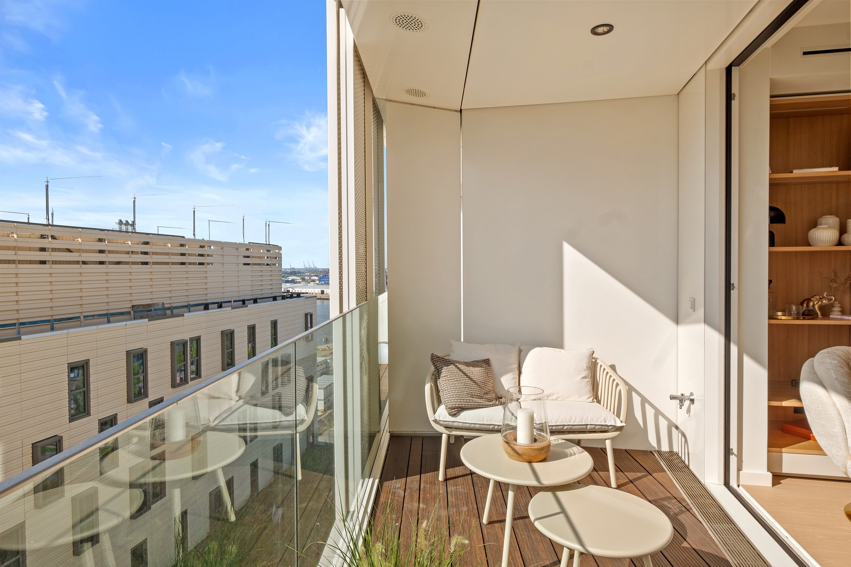 Großer Balkon Richtung Westen, THE LYTE Wohnung 46TL