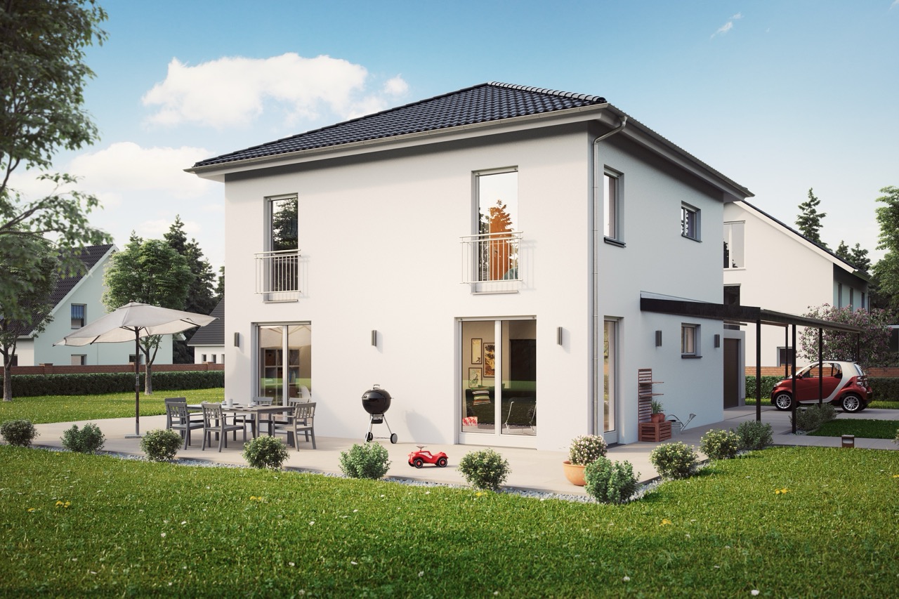 Modernes zweistöckiges weißes Haus mit schwarzem Dach, Terrasse mit Gartenmöbeln, Grill und Spielzeugauto, umgeben von grünem Rasen und Bäumen.