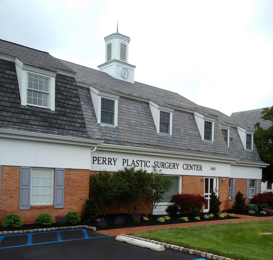 The Perry Plastic Surgery Center building in Franklin Park, New Jersey