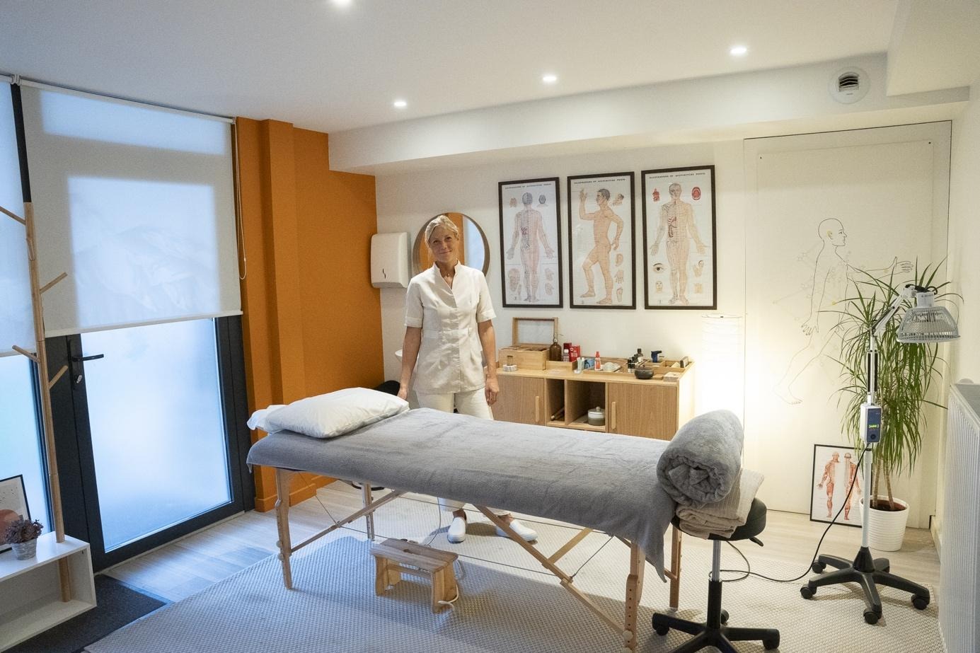 Une image contenant intérieur, mur, décoration d'intérieur, litLe contenu généré par l'IA peut être incorrect.