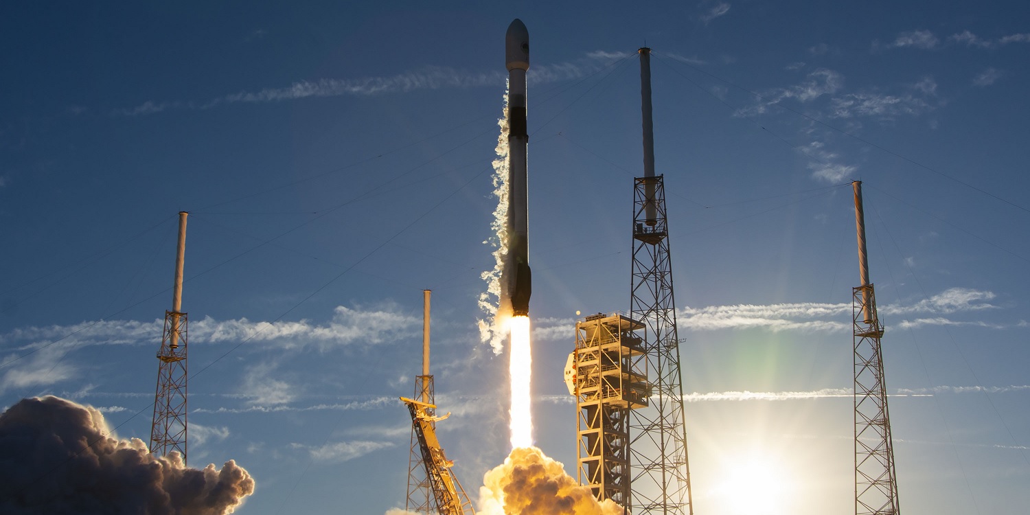 Falcon 9 Achieves 125th Launch Milestone, Boosting Global Internet Connectivity and Satellite Expansion