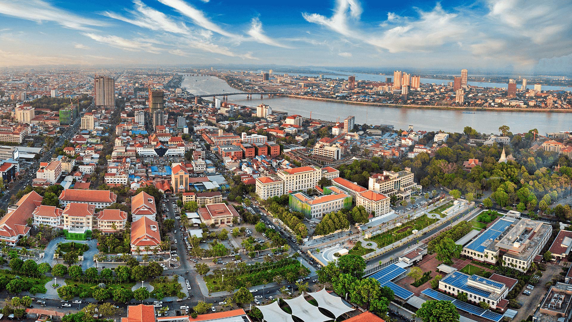 Cityscape view of Phnom Penh, Cambodia