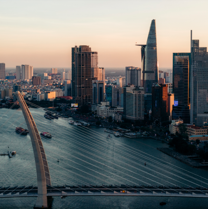 Manufacturing in Vietnam: A Strategic Guide to Global Sourcing and Supply Chain Resilience