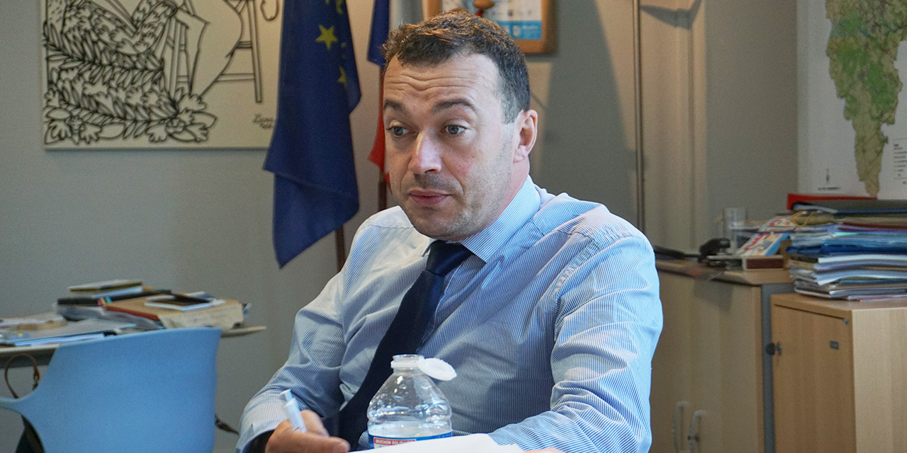 Le proche du milliardaire d'extrême droite va tenter d'être réélu