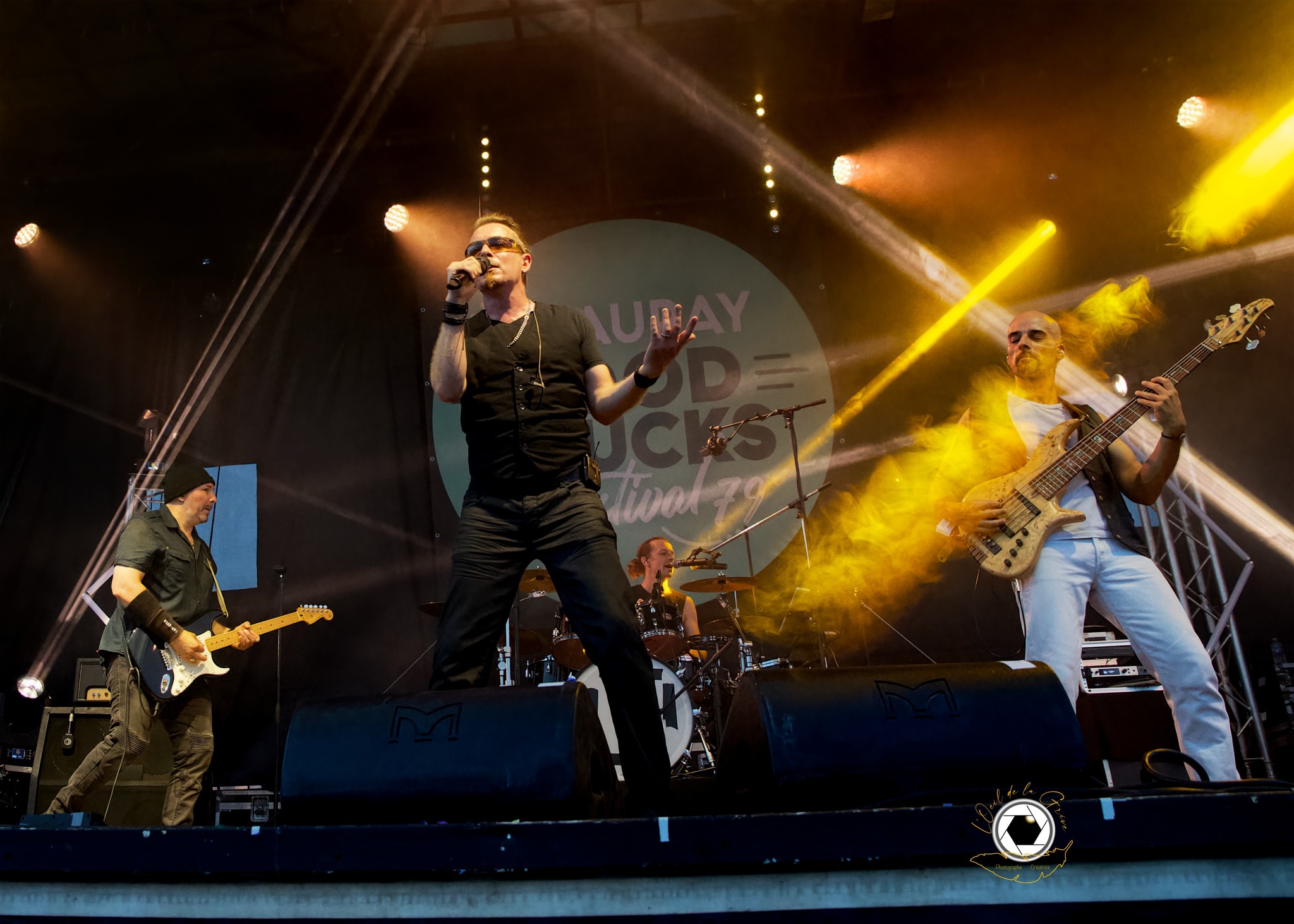 U2 Project sur scène - Facebook Triel-sur-Seine