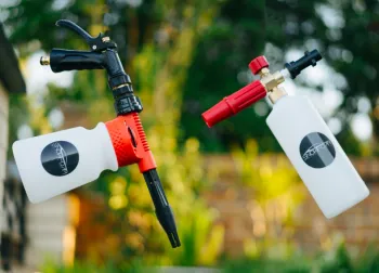Snow Foam dispensers