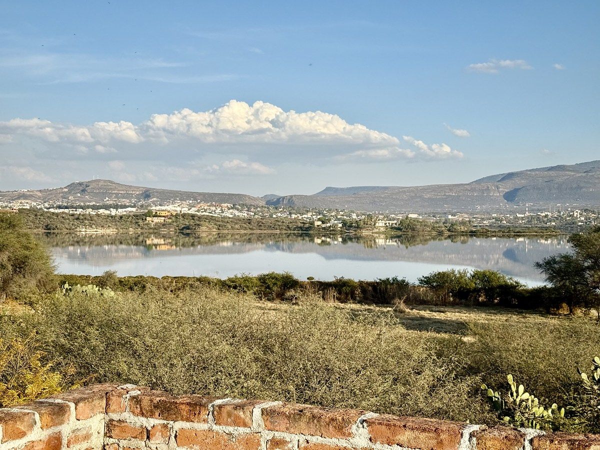 VENTA DE CASA DE CAMPO EN LA PRESA ALLENDE - imagen 17