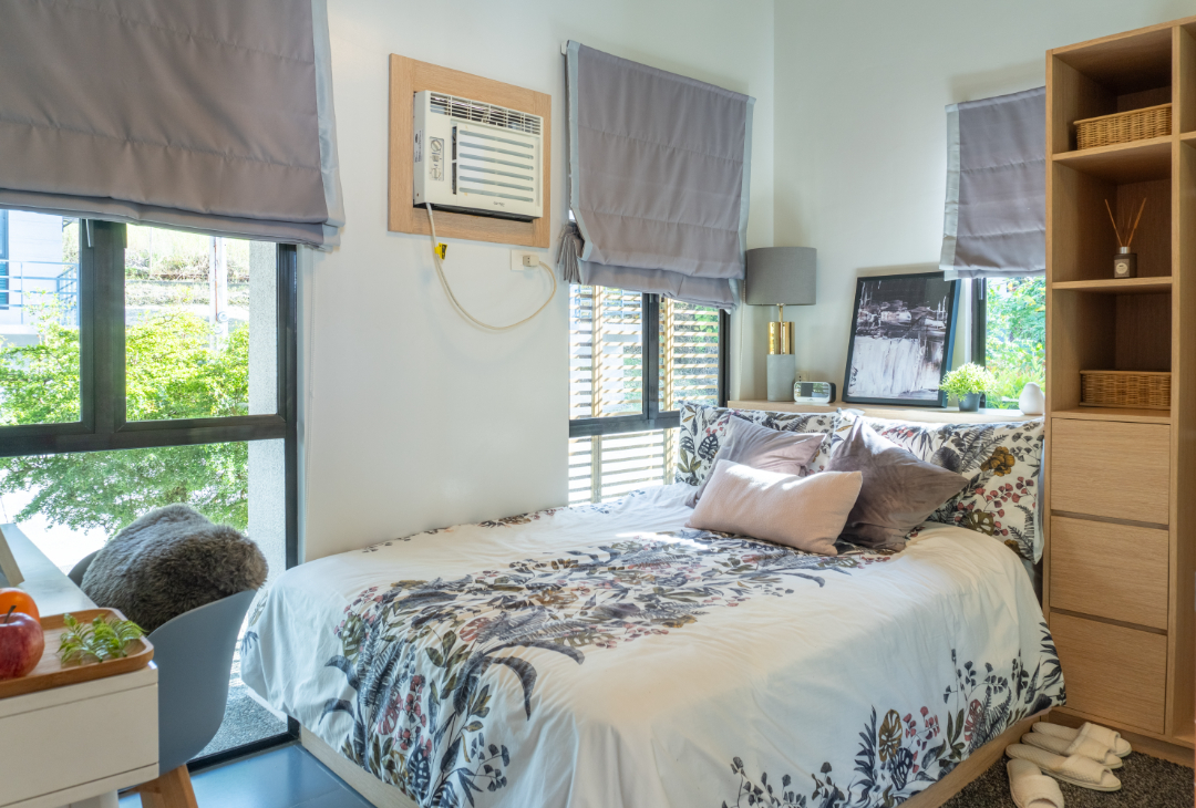 bedroom inside a house in amoa subdivision compostela