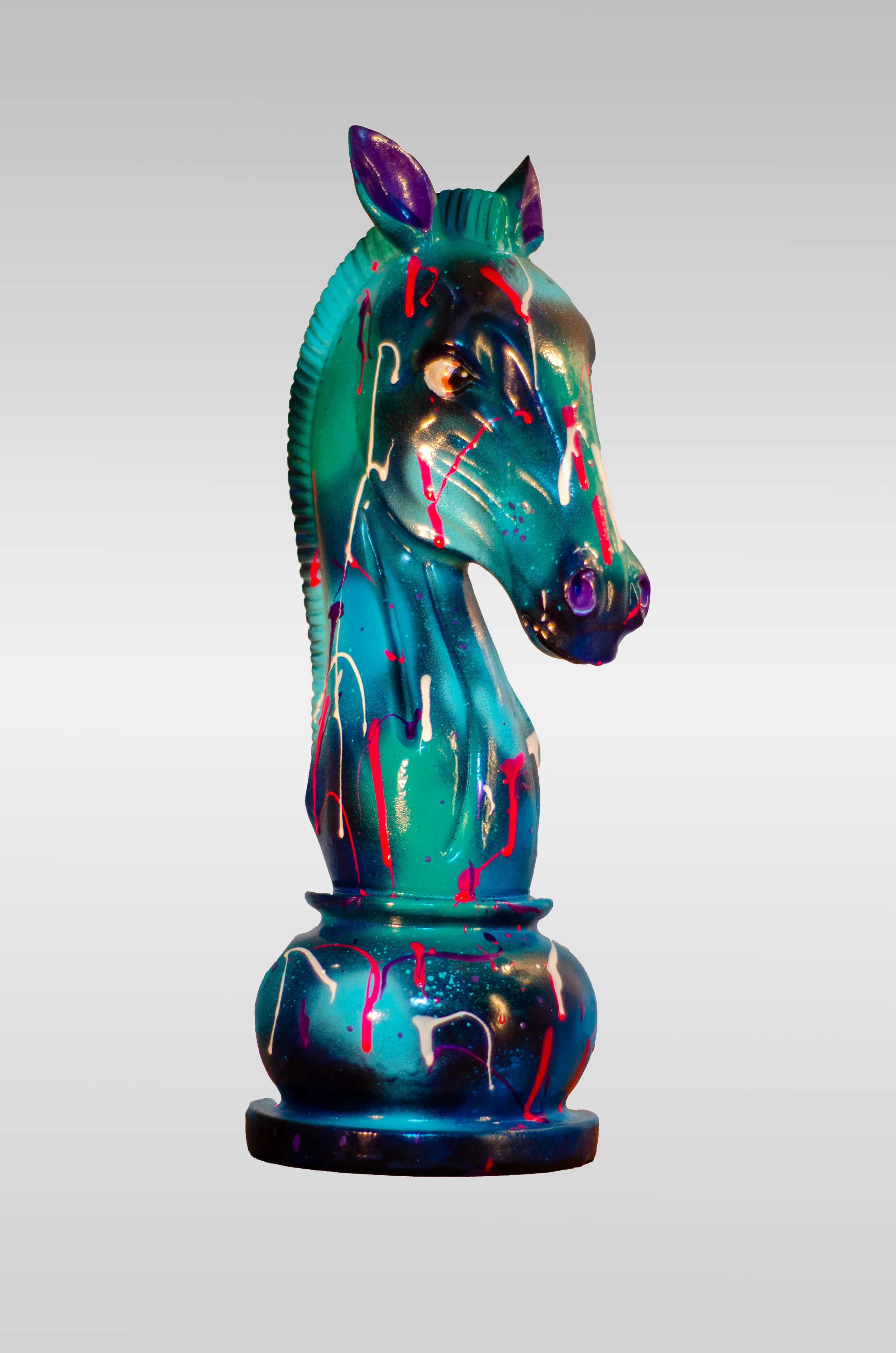 Cavalier Abyssal – Sculpture contemporaine en résine