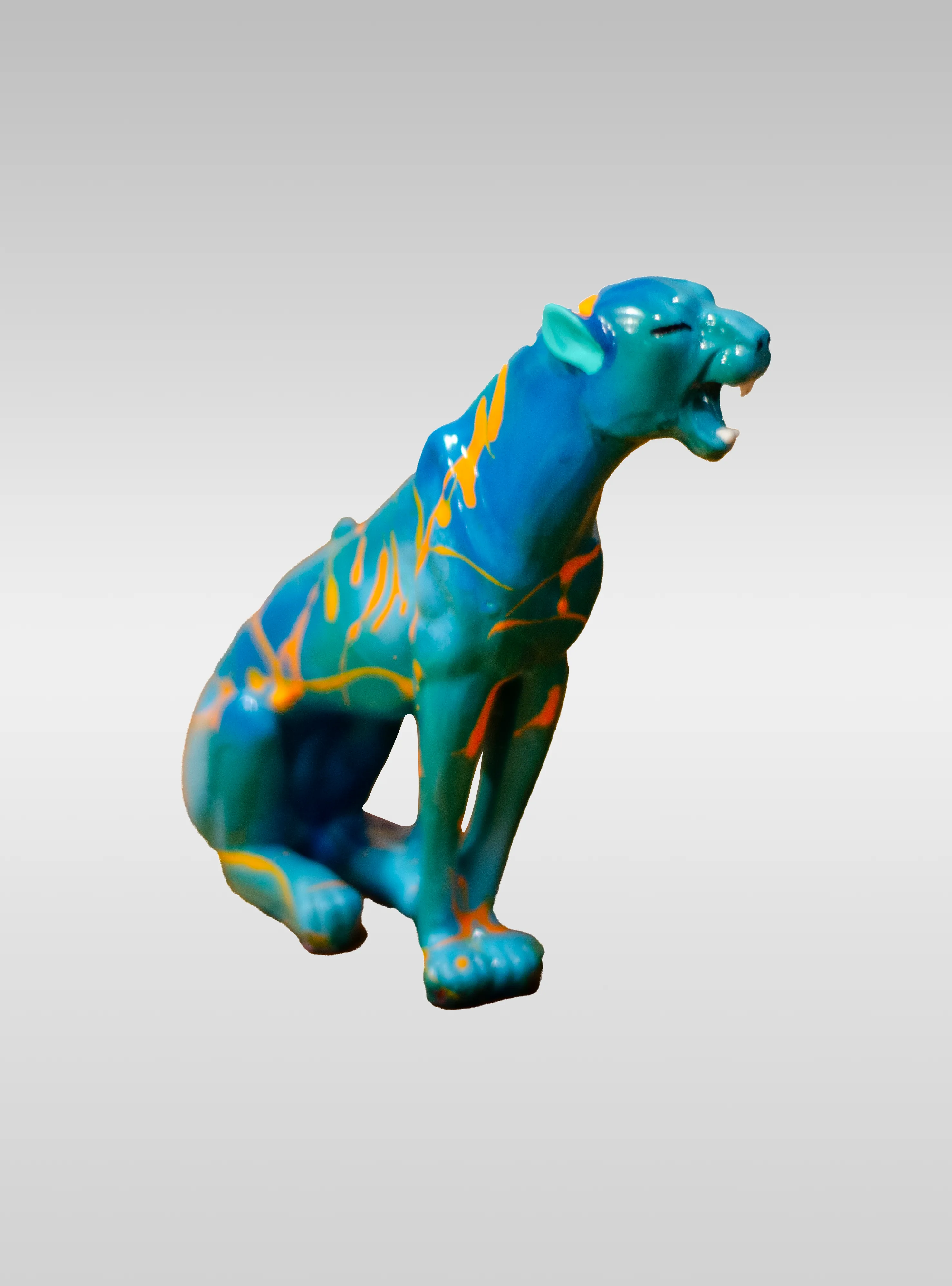 Panthere bleu assise