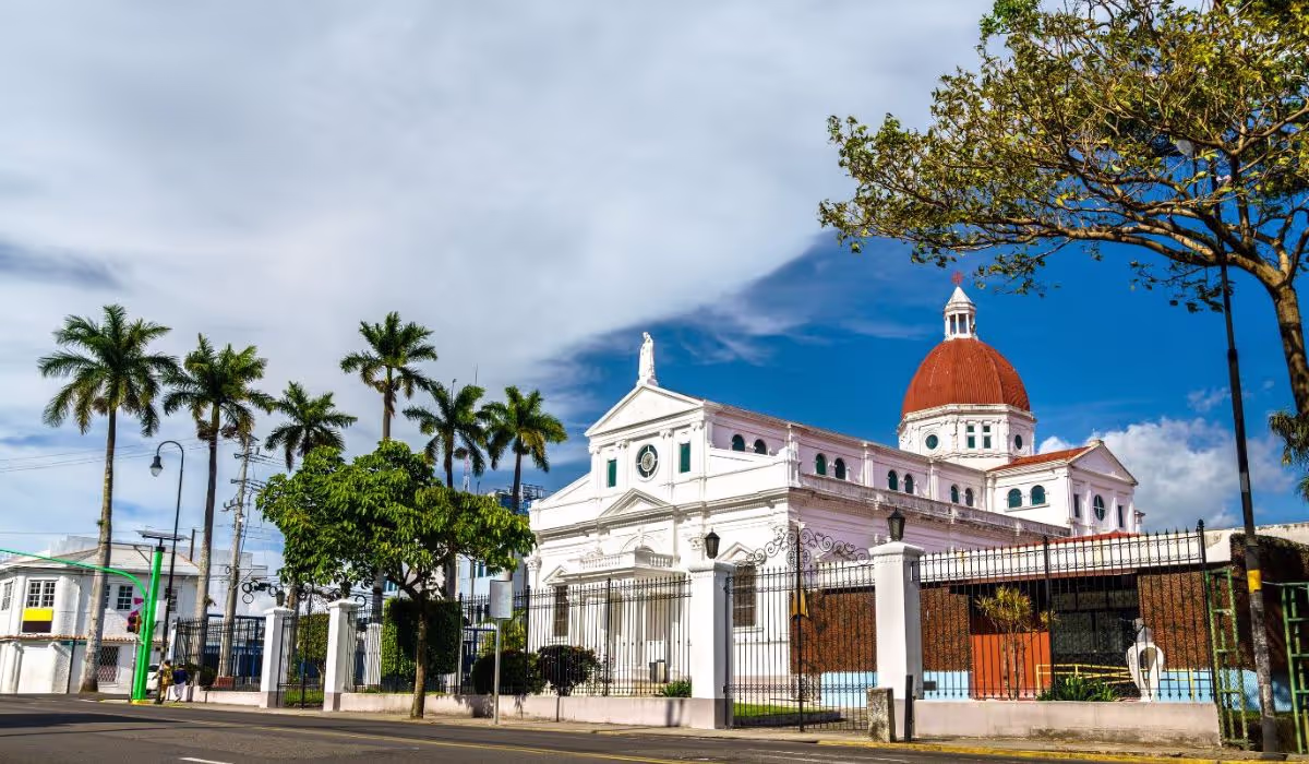 A Colombian street - explore our detsinations