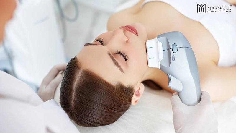 Công nghệ HIFU trẻ hoá da bằng cách sử dụng sóng siêu âm hội tụ cường độ cao để kích thích tăng sinh collagen và elastin 