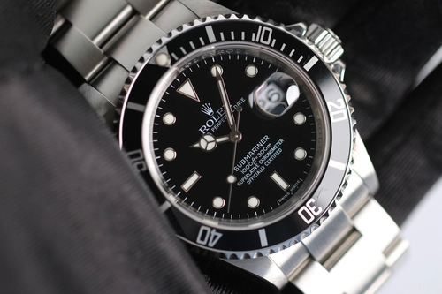 Rolex Submariner Date 16610 40mm full set 2010