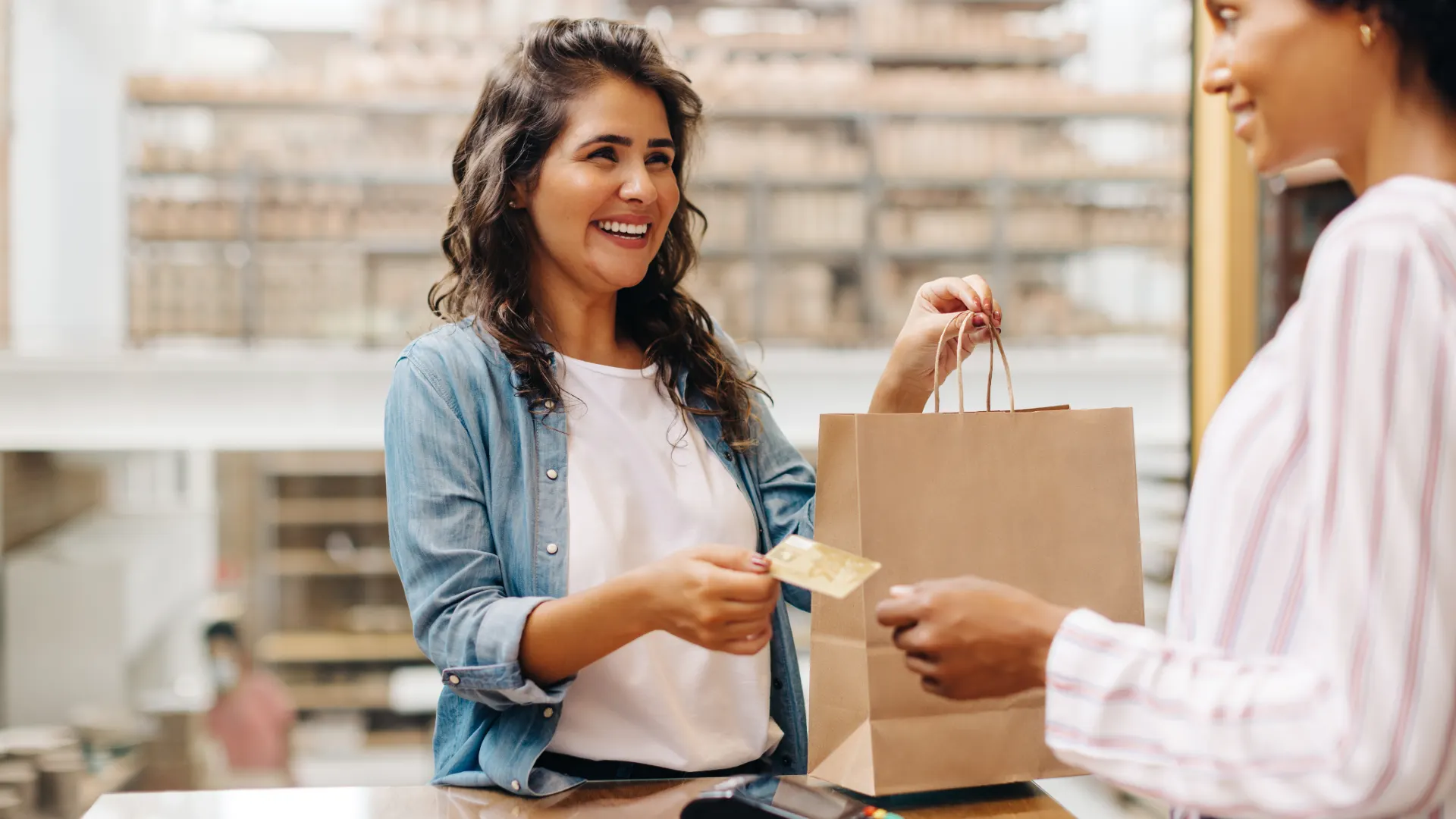 top 5 key benefits of integrating a loyalty program with shopify