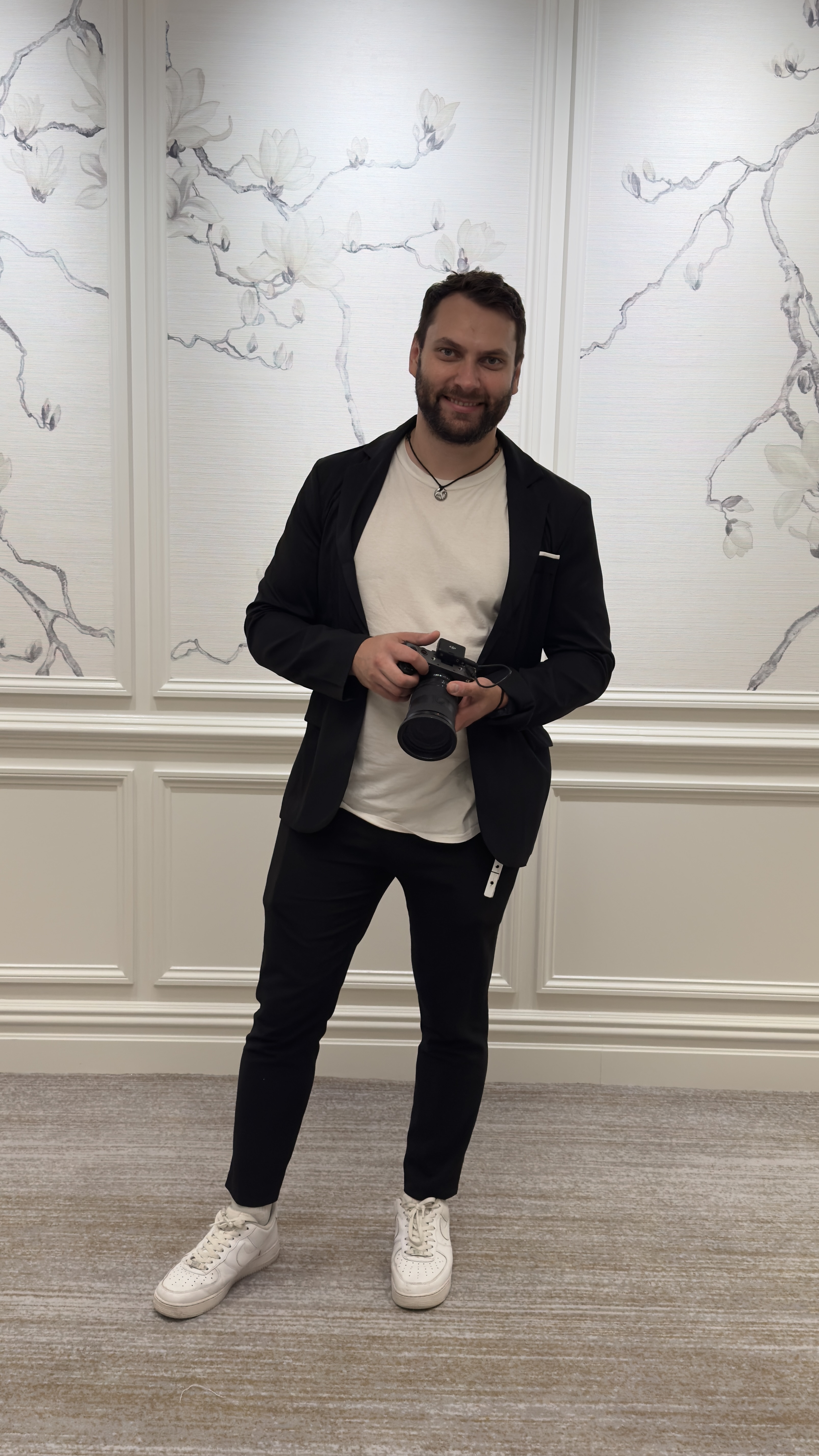 Working with customers: The ability to understand and realize the wishes of customers.