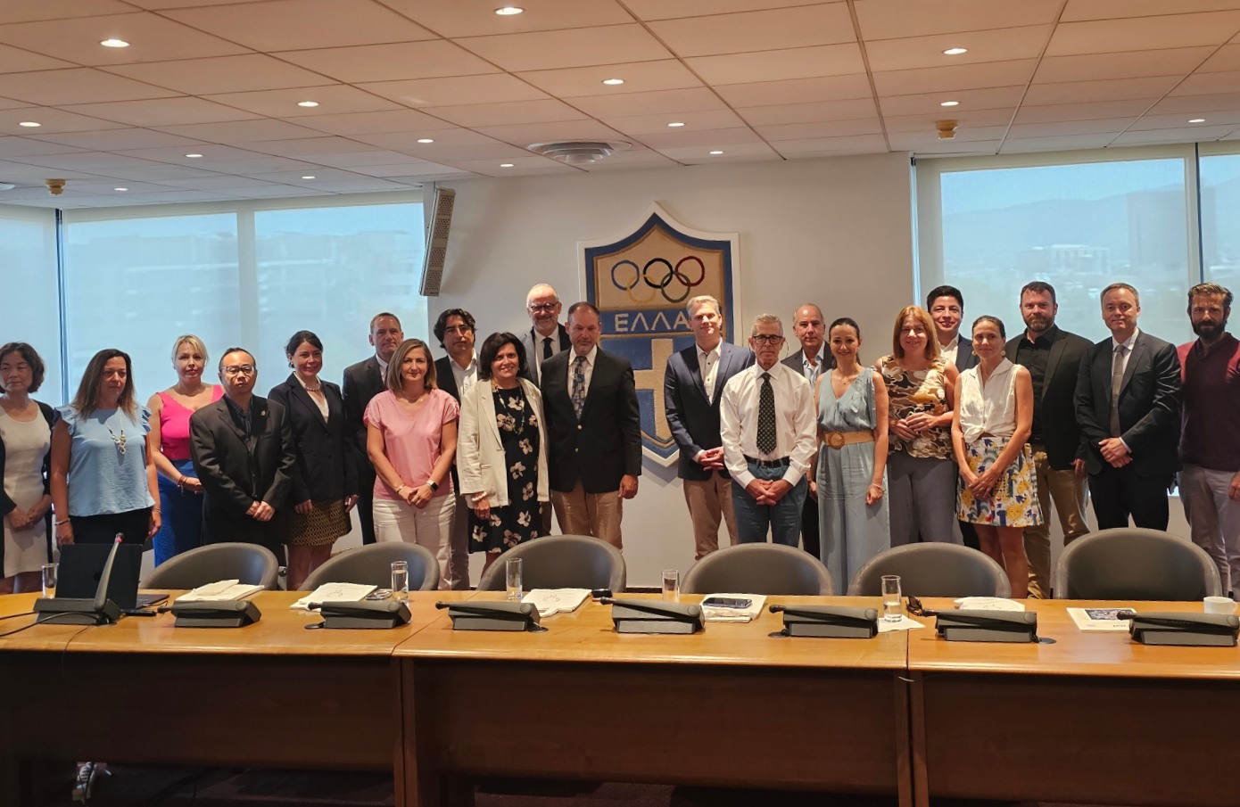 The Hudson Global Scholars visited the IOA headquarters in Athens