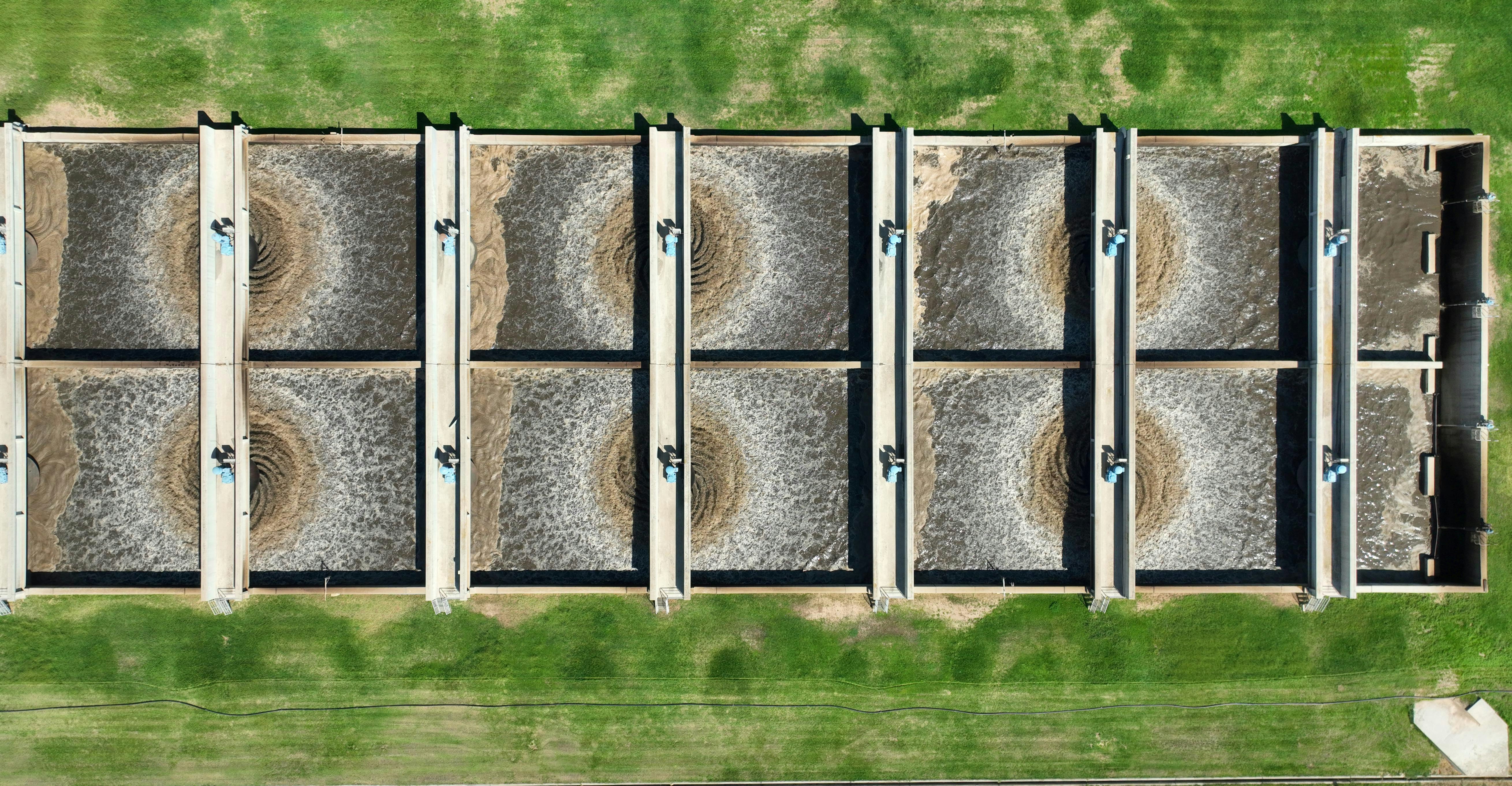 Schematic diagram showing aeration in wastewater treatment