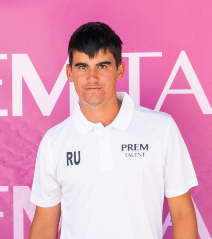 La imatge de l'entrenador Raul Linares.