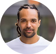 Nataniel Müller · CEO · Thea Care