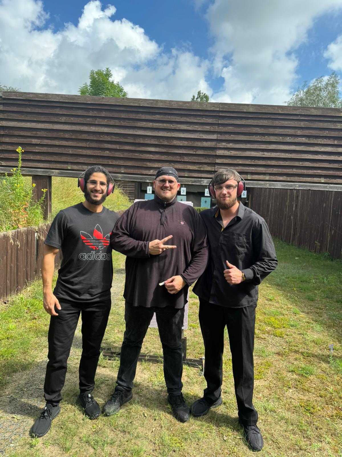 Happy customers in security training