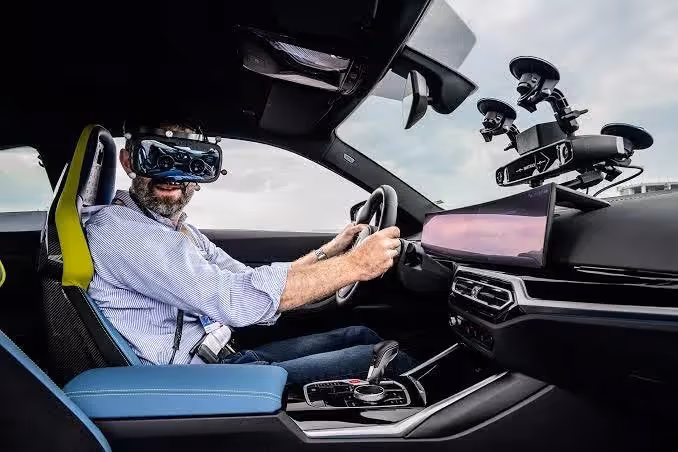BMW offers VR test drives